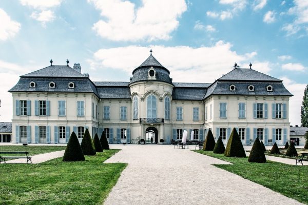 Schloss Niederweiden und Frühlingsfest auf Schloss Hof