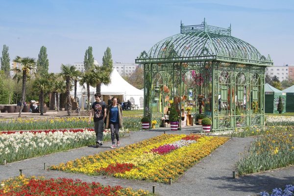 Das frivole Wien und die Blumengärten Hirschstetten